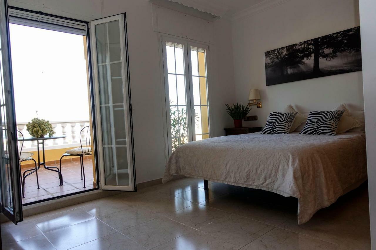 Villa Borja Torre Del Mar Exterior photo